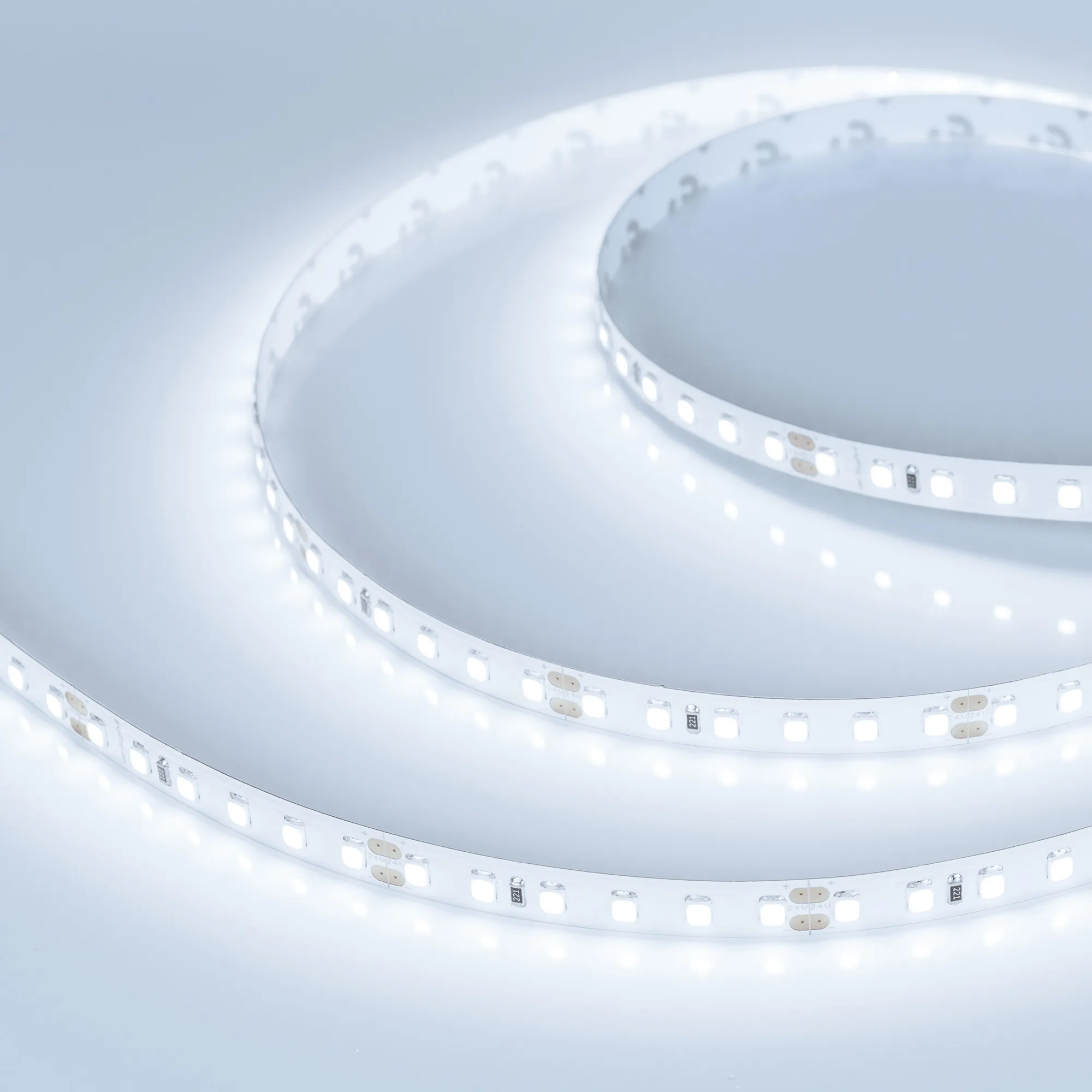 Лента светодиодная RT-A120-8mm 24V Cool 8K (14.4 W/m, IP20, 2835, 5m) (Arlight, Открытый)